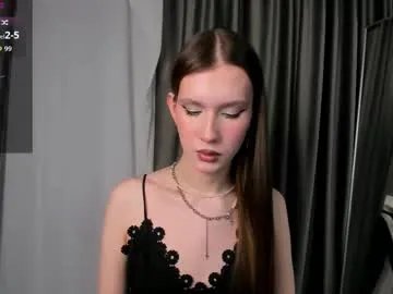 babyy_gloria — CUMSHOW IN PUBLIC (MAKE ME CUM)  [2242 tokens left] #mistress #feet #18 #goth #trans