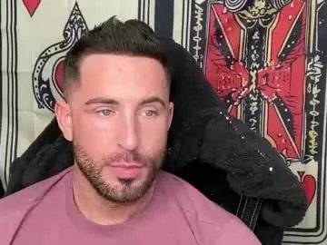 Chaturbate brettmycles is Freechat brettmycles — Master is ready to show off! Come goon and worship. #alpha #muscle #bwc #findom #cum -- Current Goal: Oil/lotion up at 1000 tokens -- Next Goal: Underwear off