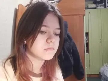 cleopatrastong — Goal:Show my legs, caress them:  #skinny #young #18 #shy [25 tokens remaining]