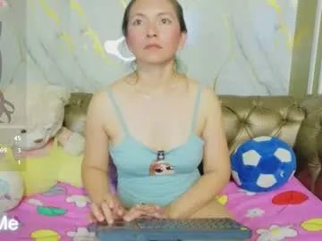 cloe16_ — GOAL: Show tits+rub nipples+teasing [37 tokens remaining] Welcome to my room! #latina #valentinesday #cum #tiny #lovense