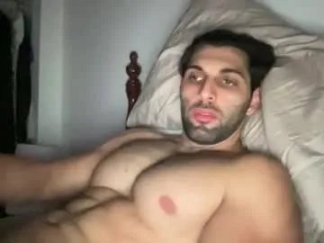 fitcurvyman4fun_69 — helloo :)butt plug in tight ass [1000 tokens remaining] #bigcock #horny #muscles