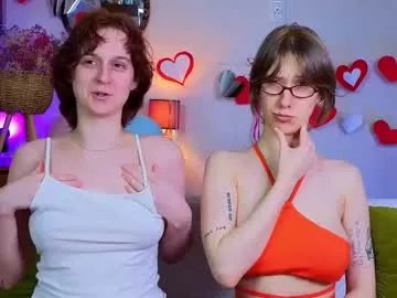jitoon_exe — scissors at final goal // GOAL: massage breast [878 tokens left]  #squirt #teen #bigboobs #bigass #lesbian