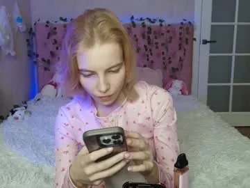 pink_lila18 — I'll take off my top #new #18 #skinny #cute #shy Welcome to our sweet world [198 tokens remaining]