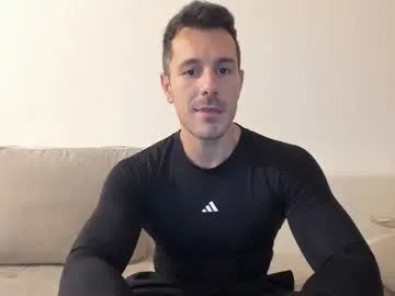 roberto4ever — GOAL TAKE OFF PANTS #muscle #smooth #flex  #bigass [160 tokens remaining]