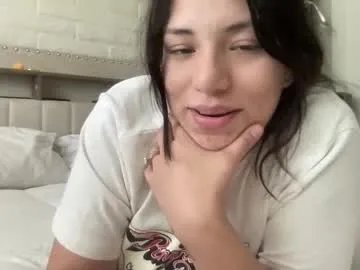 suzyishellawet — Suzy Q #23    i NEED A VALENTINES  #c2c #latina #feet #valentinesday