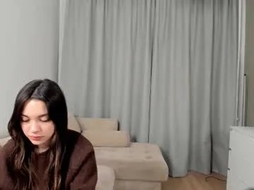 tobimediate — Goal: Teasing my belly with oil? : #18 #tease #shy #new #asian [349 tokens remaining]