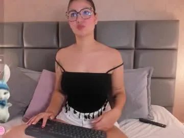 vera_price_ — GOAL: undress me [43 tokens remaining] the sensuality of a young girl   #18  #skinny   #natural   #lovense  #domi