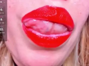 Chaturbate vip_juicy is Freechat vip_juicy — I will take your heart #mistress #slave # feet #latex # tall #bbw # bigboobs # bigbelly #bigass # nylon # heels