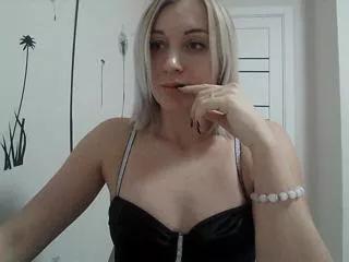 anna_davidson on Flirt4Free 
