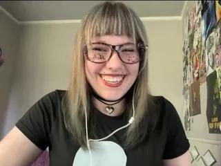 bliss_herrin on Flirt4Free 