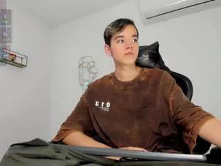bunny_maxi on Flirt4Free 