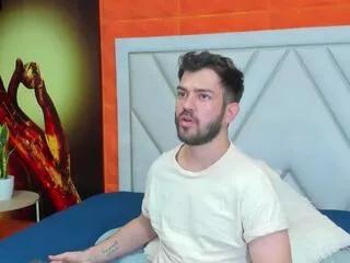 dylan_whit on Flirt4Free 