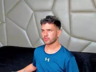 dylan_whit on Flirt4Free 