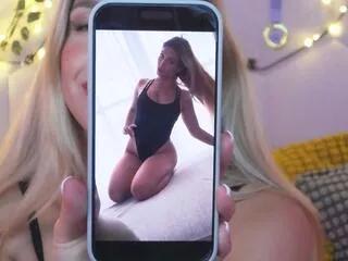 maci_reynolds on Flirt4Free 