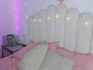 sophie_roose on Flirt4Free 