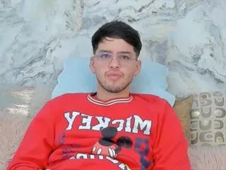 tommy_grayson on Flirt4Free 