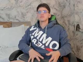 tommy_grayson on Flirt4Free 