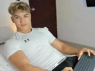 tyler_sauvage on Flirt4Free 