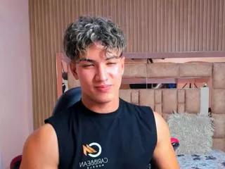tyler_sauvage on Flirt4Free 