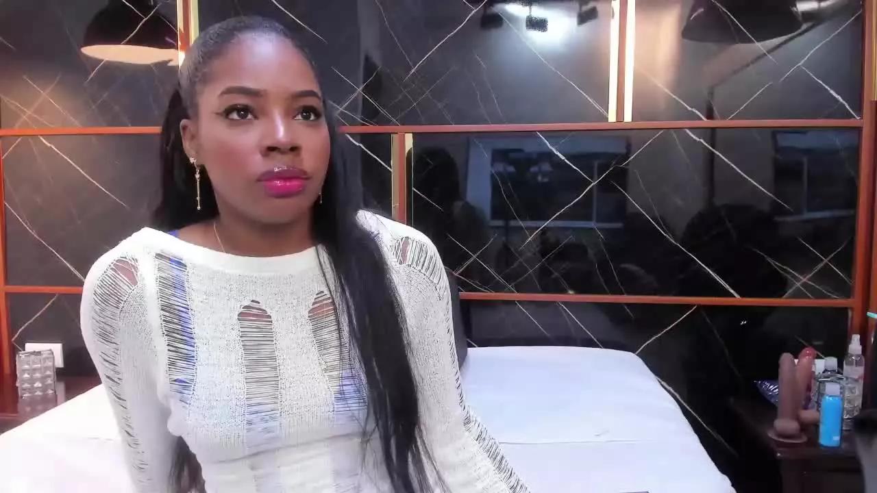 EmillyDiaz on Streamray 
