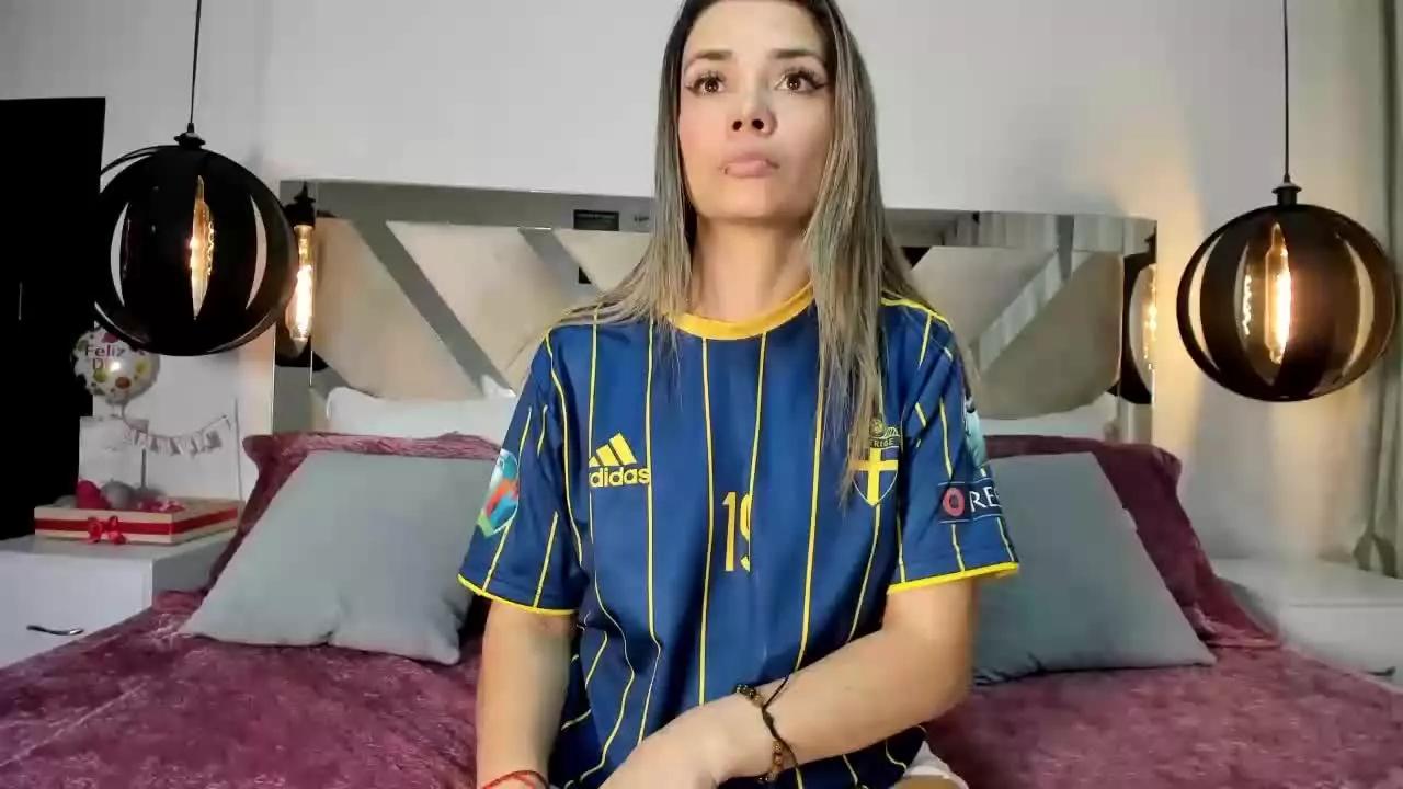 Melany_Asburn on Streamray 