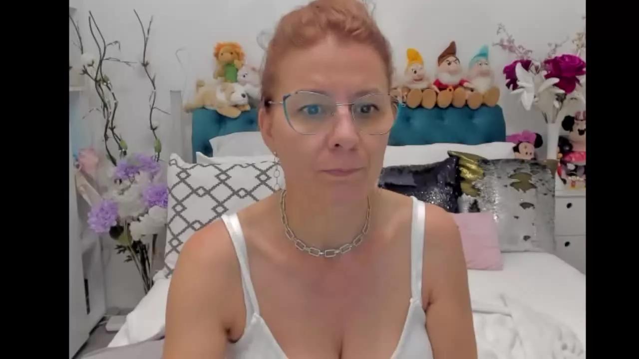 SalomeJade on Streamray 