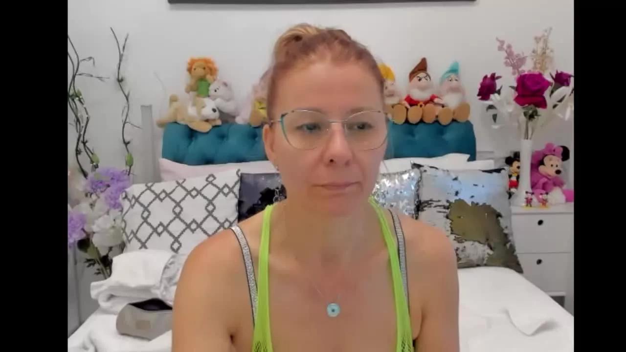 SalomeJade on Streamray 