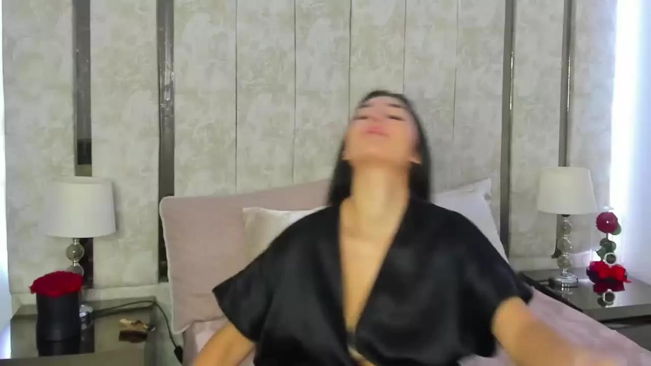 Sofiiamartinez on Streamray 