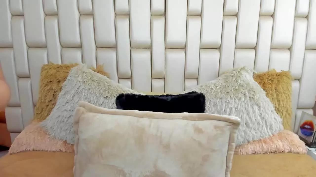 SOPHIACORTEZTS on Streamray 