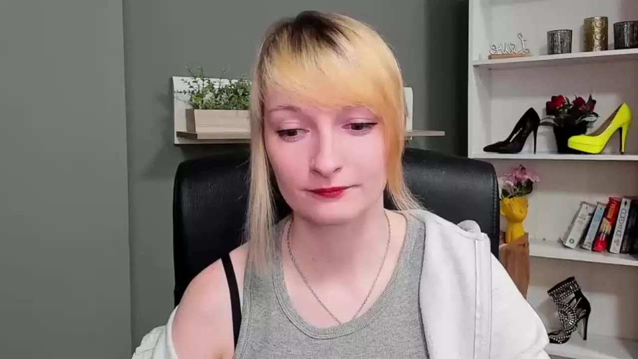 TeaseBlair on Streamray 
