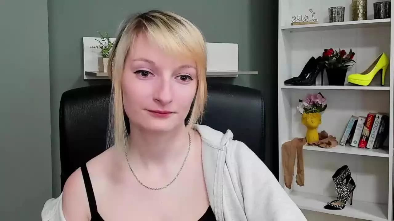 TeaseBlair on Streamray 