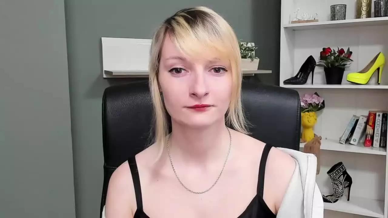 TeaseBlair on Streamray 
