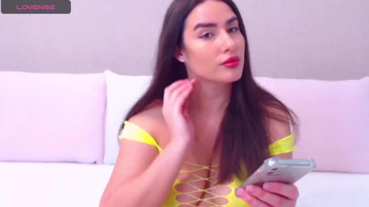TTIFFANY on Streamray 