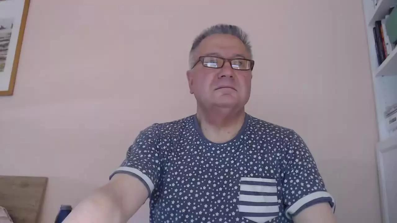 YOU6me on Streamray 