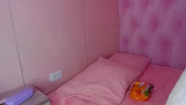 _Tinawhite on StripChat 