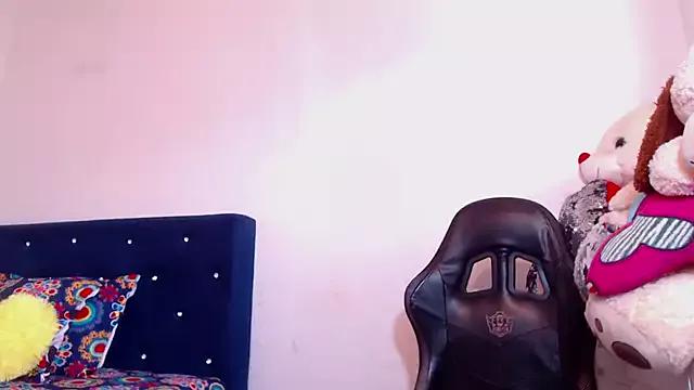 Aliice_Doll on StripChat 