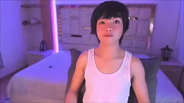 AllanYong18 on StripChat 