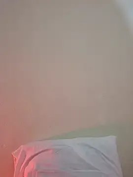 Angela_Sophie — Show tits