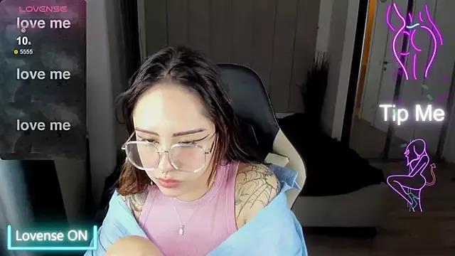 baby__kim on StripChat 