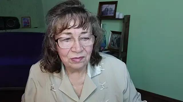 Betty_Brick on StripChat 