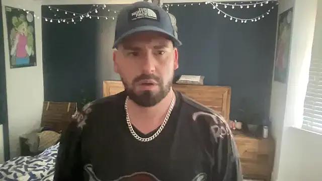 BUILDER4YOU on StripChat 
