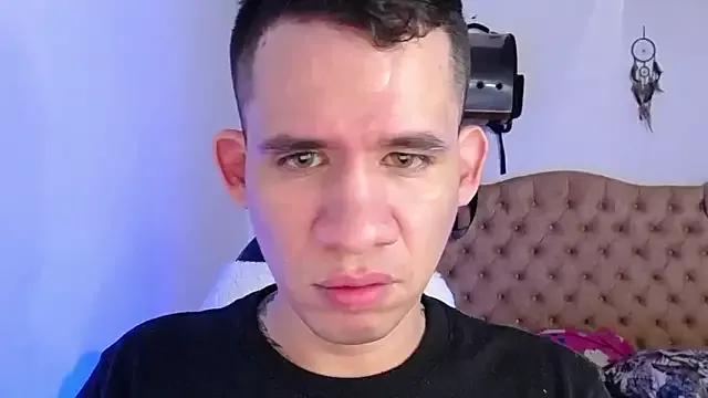 cute_eiden5x on StripChat 