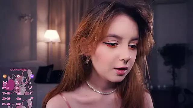 DevonaBucher on StripChat 
