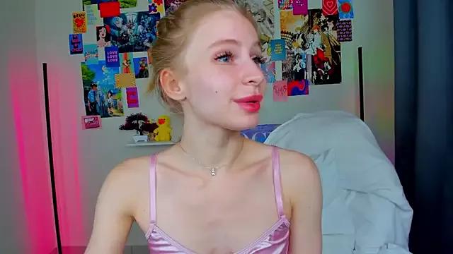 Elis_Fox on StripChat 