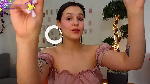 EthalGold on StripChat 