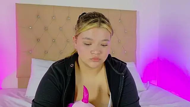 Hannah__Steele on StripChat 