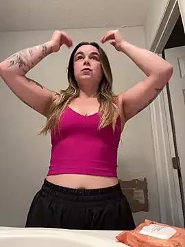 hurricanehayley777 on StripChat 