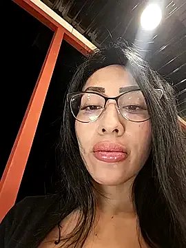 Isabellitasexi38 — Freechat on StripChat