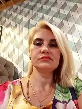 JennyOMay from StripChat is Freechat