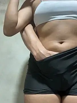 joel852 — Comer ela na rua